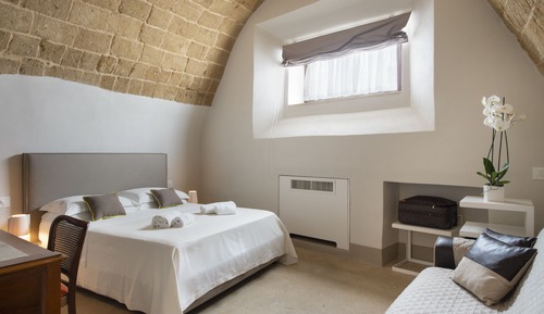 Classic Double Room