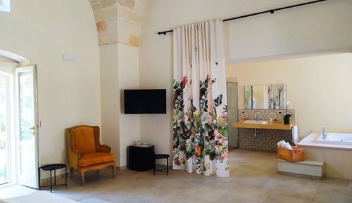 Design Suite (2 people)