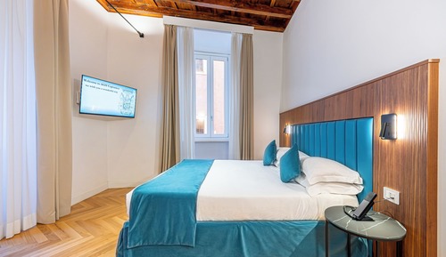 Triple Room De Luxe, Annex Building