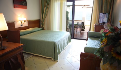 Triple Room, Sea View