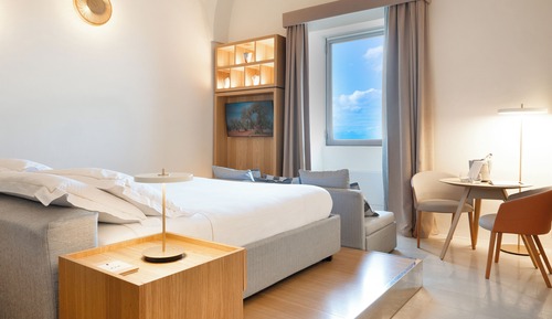 Deluxe Double Room with View 