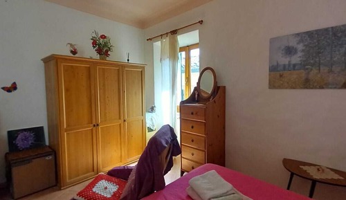 Double Room, Corner (Private external bathroom)