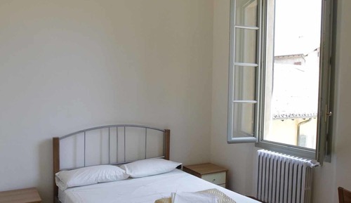 Basic Double or Twin Room, 1 Bedroom, Shared Bathroom