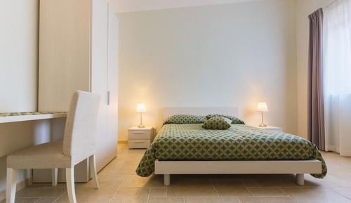 Studio, 1 Queen Bed, Kitchenette