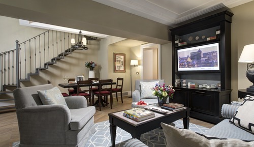 Junior Suite (2 Floor)