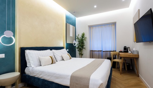Deluxe Double Room, Private Bathroom