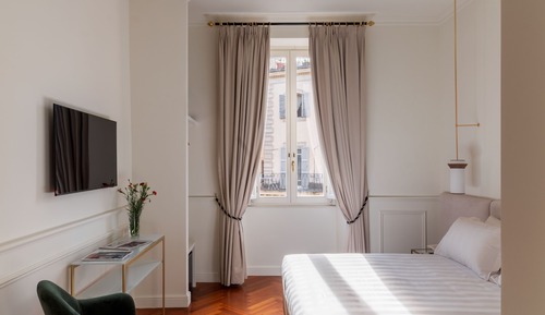 Deluxe Double or Twin Room, City View