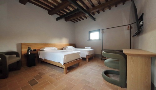 Premier Apartment