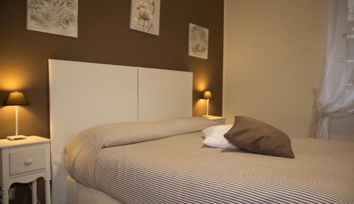 Comfort Room, Patio