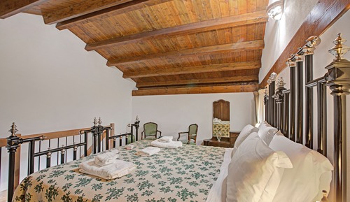 Family Room, Multiple Bedrooms (Masseria Antoglia Quercia Suite)