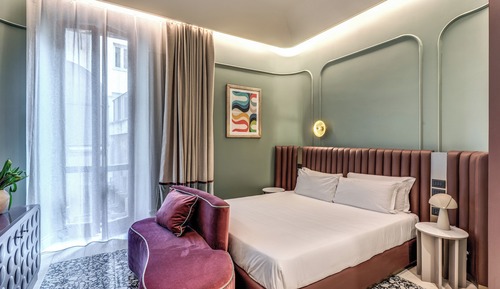 Deluxe Double or Twin Room