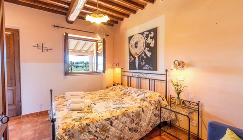 Classic Room, Hill View