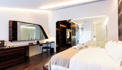 Premier Room