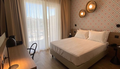 Comfort Room, 1 Queen Bed, Non Smoking