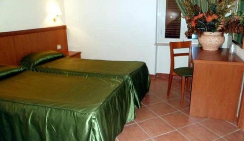 Classic Quadruple Room