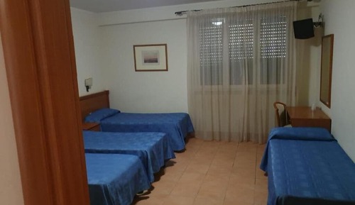 Classic Triple Room