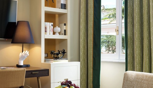 Deluxe Room, Garden View