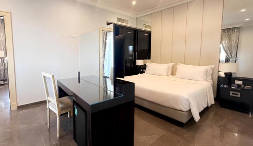 Presidential Suite, Terrace (Verdi)