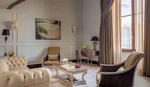 Suite (Duplex, Piazza View)
