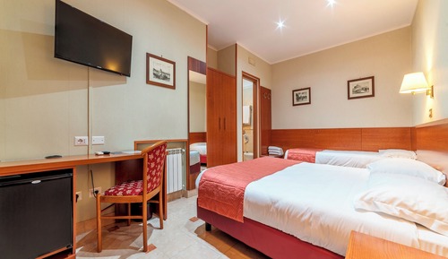 Classic Room, Multiple Beds