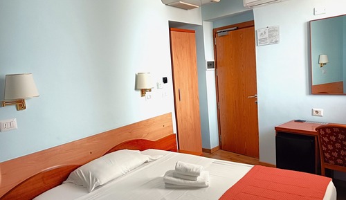 Economy Single Room, 1 Large Twin Bed