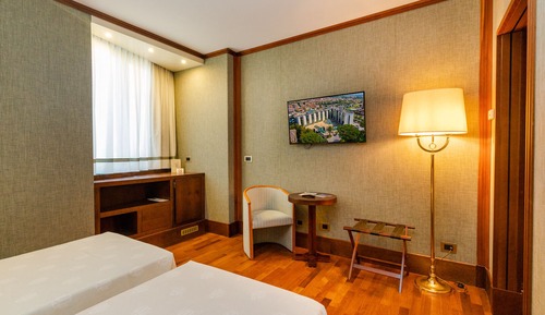 Comfort Twin Room