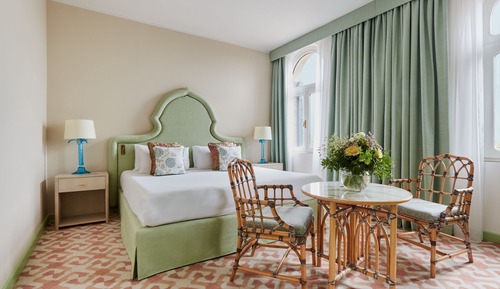 Classic Room (Premium)