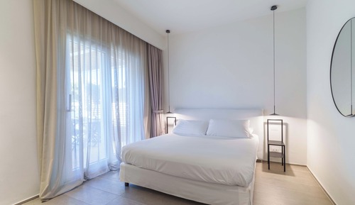 Junior Suite Room, mini-pool and terrace