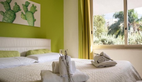 Standard Double Room, 1 Queen Bed, Pool View