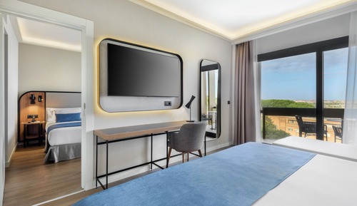 Family Room (5A 1C)