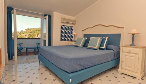 Standard Double or Twin Room, Hill View