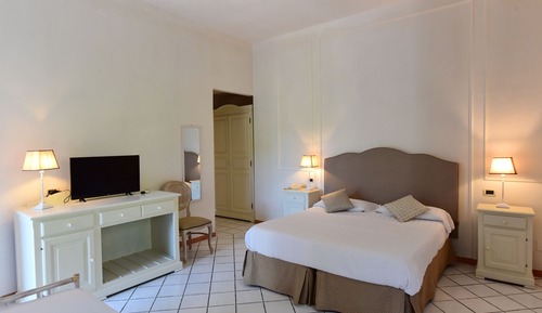 Standard Triple Room, Hill View
