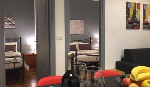 Two-Bedroom Apartment (Via Giovanni Lanza, 154)