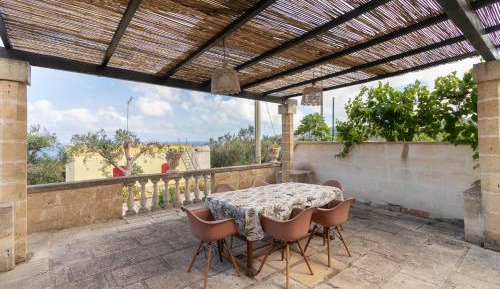 Two-Bedroom Deluxe Apartment with Ocean View