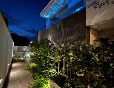 One-Bedroom Apartment with Garden