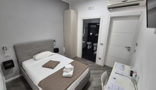 Single Room with Private Bathroom