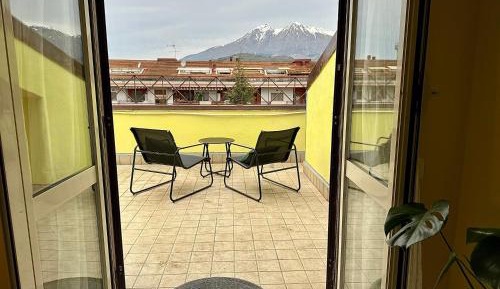 Two-Bedroom Apartment with Mountain View