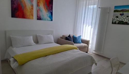 Triple Room with Private Bathroom