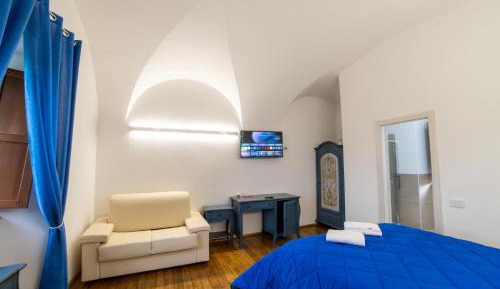 Triple Room with Private Bathroom