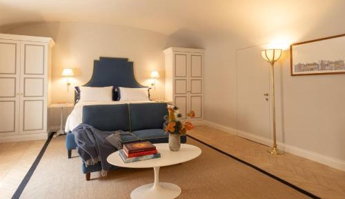 Superior King Suite