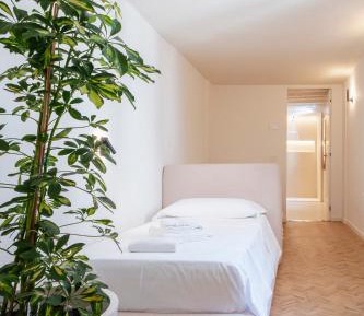 Quadruple Room with Private Bathroom