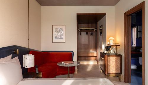 Queen Room