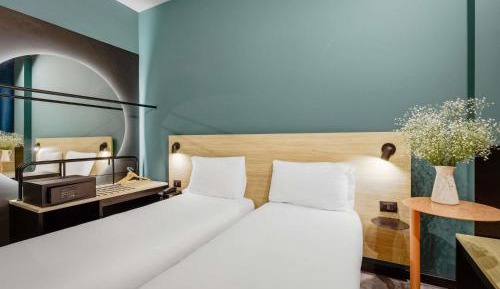 Superior Double Room with Balcony