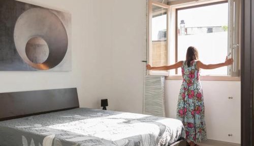 Studio Apartment with One Double Bed