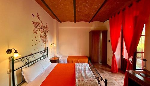 Standard Queen Room