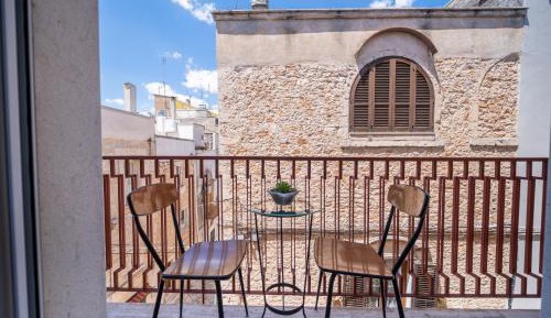 Superior One-Bedroom Apartment with Balcony
