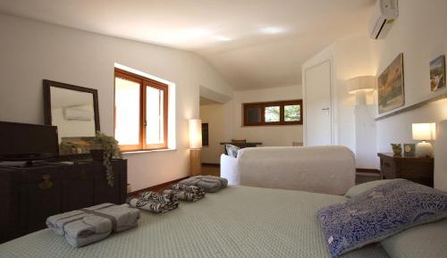One-Bedroom Villa