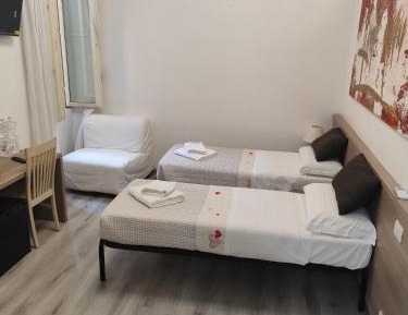 Double or Twin Room with Private Bathroom