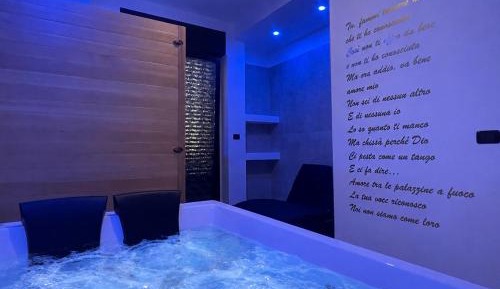 Suite with Spa Access