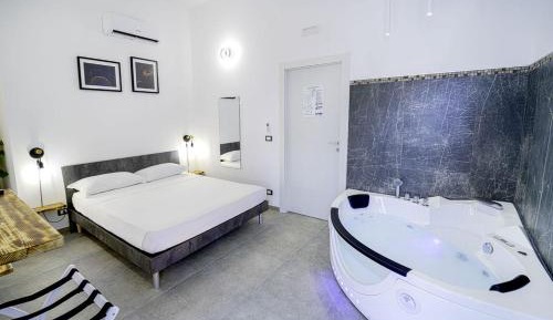 Double Room with Spa Bath